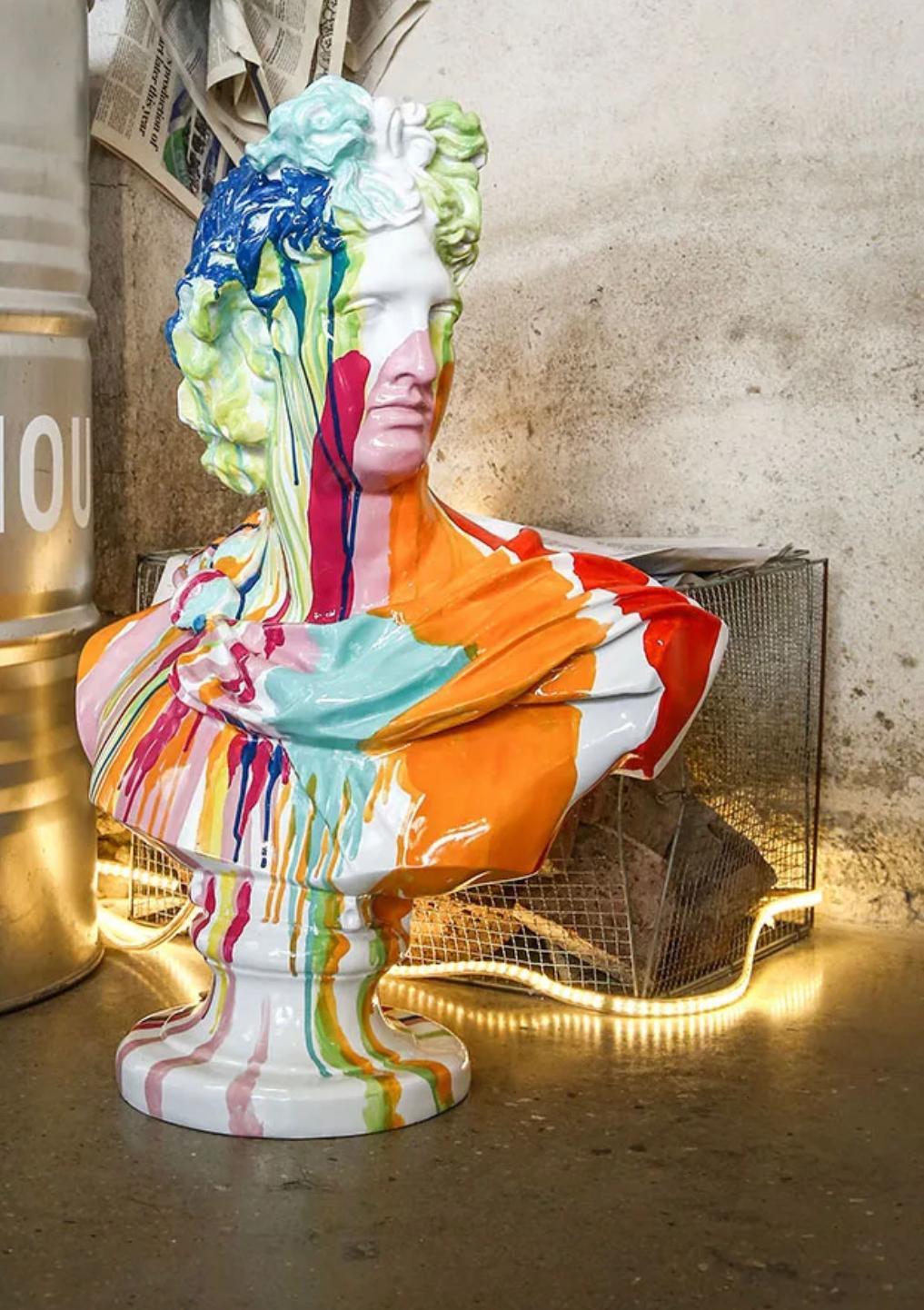 פסל אפולו צבעוני